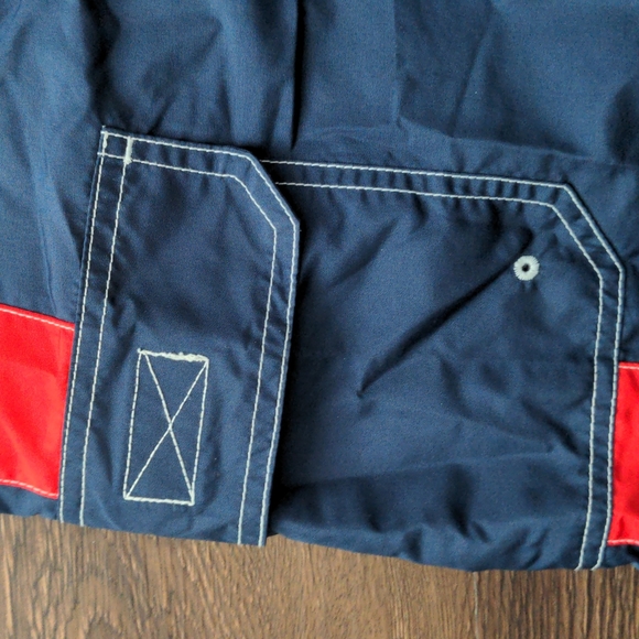 Boston Red Sox Swimming Shorts Mens Small MLB Genuine Merchandise - Picture 6 of 8